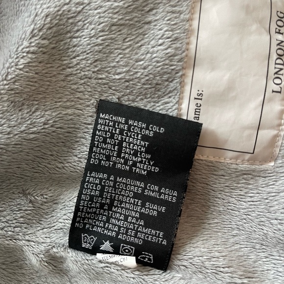EUC London Fog quilted light jacket! sz 3t soft inside - Picture 10 of 10
